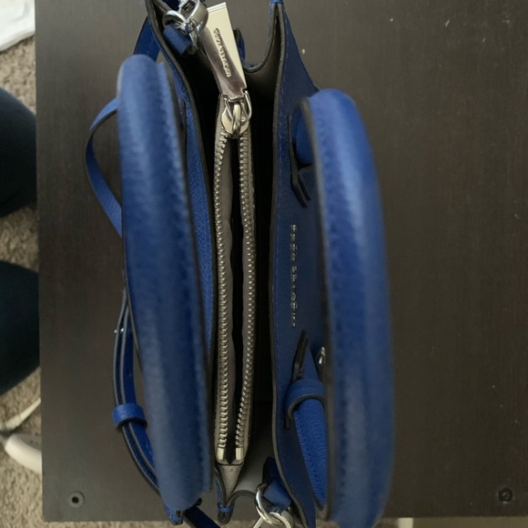 Brand new never used Michael Kors Mercer Medium Pebbled Leather Crossbody Bag - Picture 4 of 5